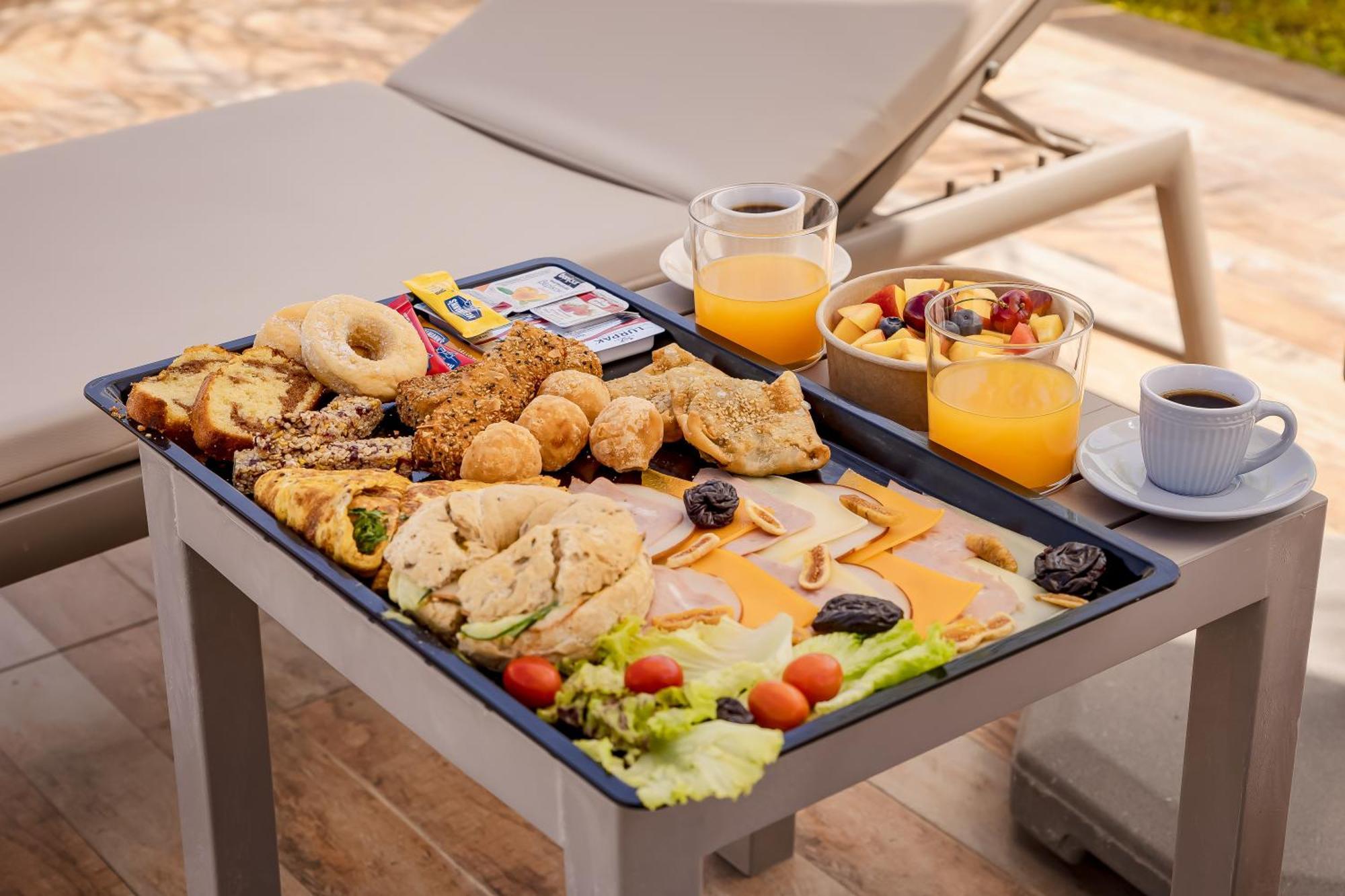 Sarpidon Suites Agia Marina Exterior foto