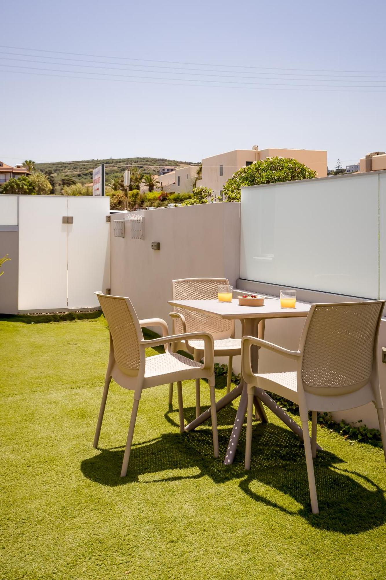 Sarpidon Suites Agia Marina Exterior foto