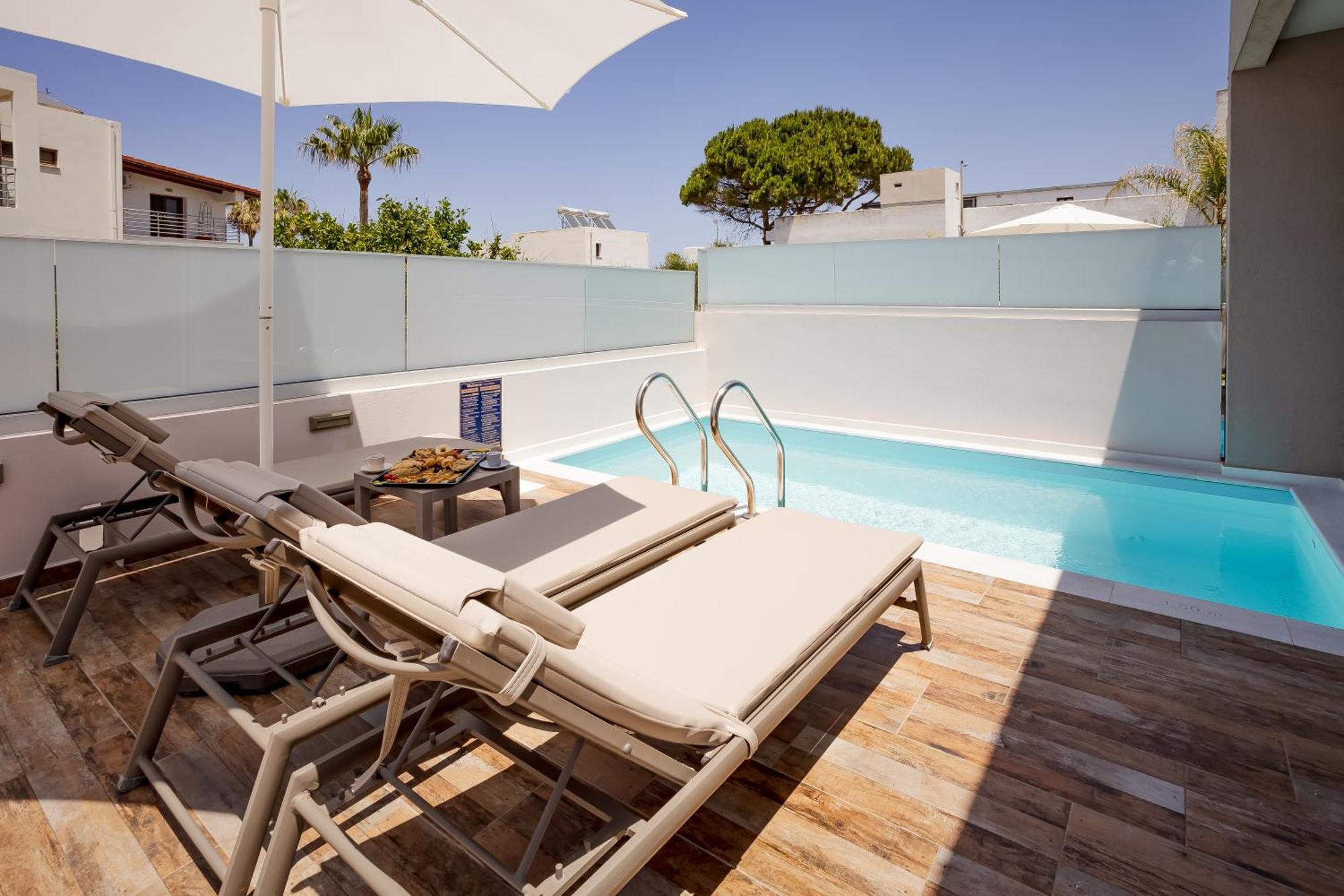 Sarpidon Suites Agia Marina Exterior foto